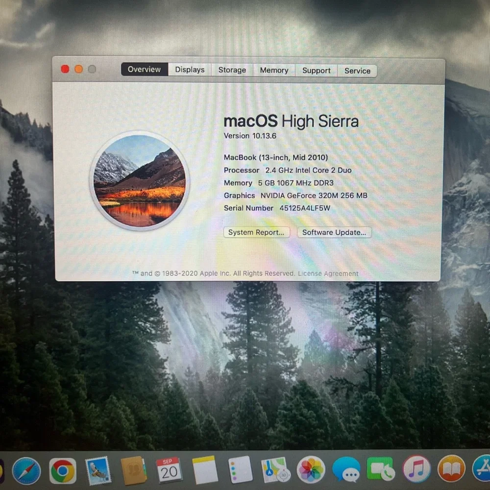 White Apple MacBook Laptop Computer With Extra Software / See Photos